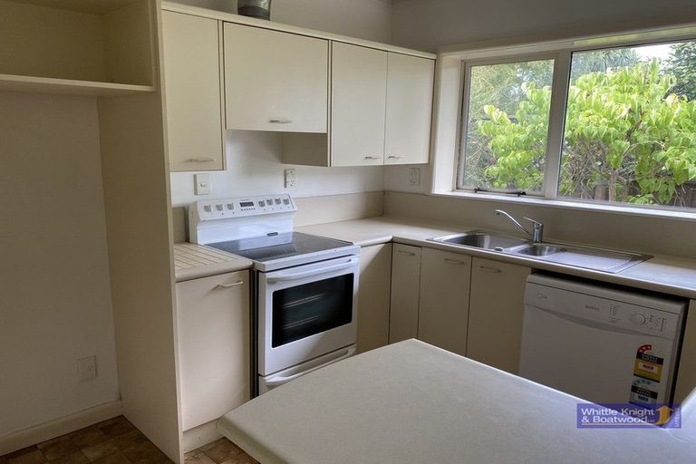 Photo of property in 12 Hanrahan Street, Upper Riccarton, Christchurch, 8041