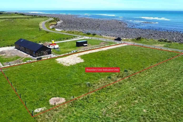 Photo of property in 304 Coast Road, Warea, 4381