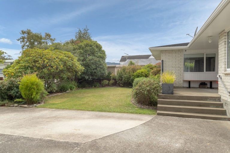 Photo of property in 44 Holdsworth Avenue, Trentham, Upper Hutt, 5018