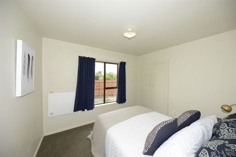 Photo of property in 156 Avonhead Road, Avonhead, Christchurch, 8042