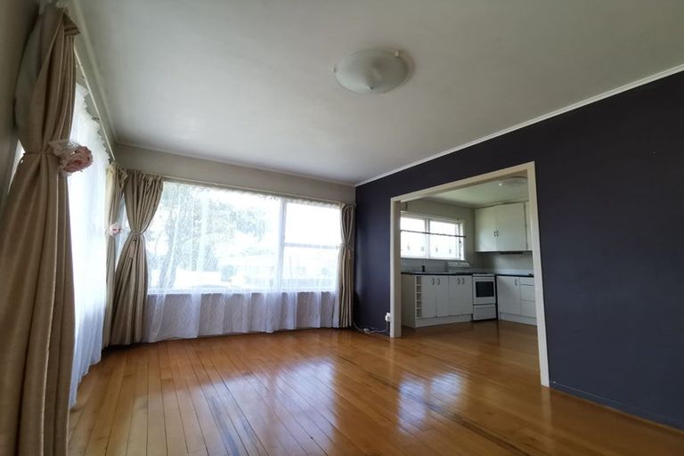 Photo of property in 1/7 Evelyn Place, Hillcrest, Auckland, 0627