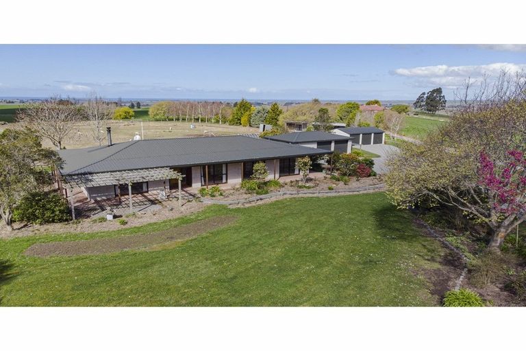 Photo of property in 57 Holme Station Road, Pareora West, Timaru, 7972