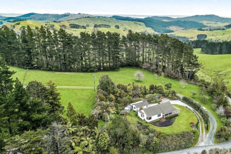 Photo of property in 1190 Kaipara Hills Road, Kaipara Flats, Warkworth, 0984