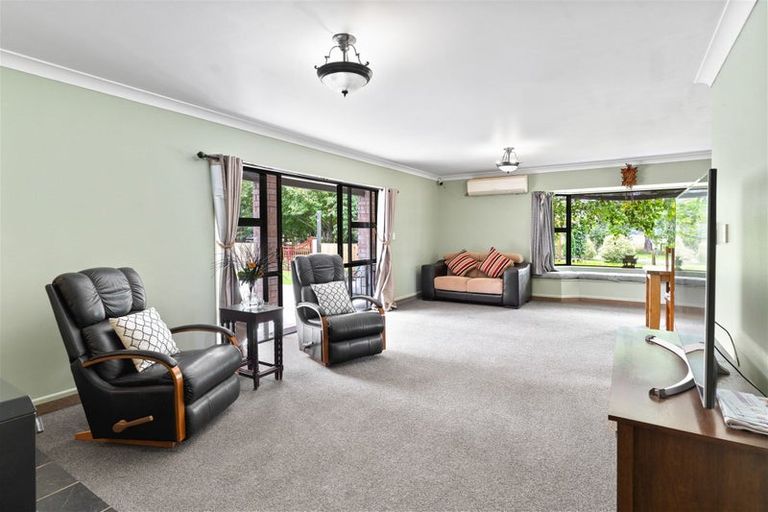 Photo of property in 71 Railway Road, Dalefield, Carterton, 5791