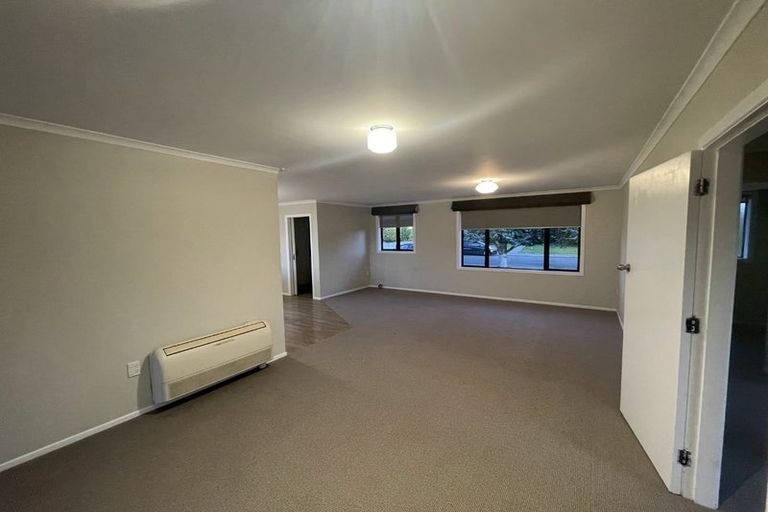 Photo of property in 38 Holloway Street, Waikiwi, Invercargill, 9810