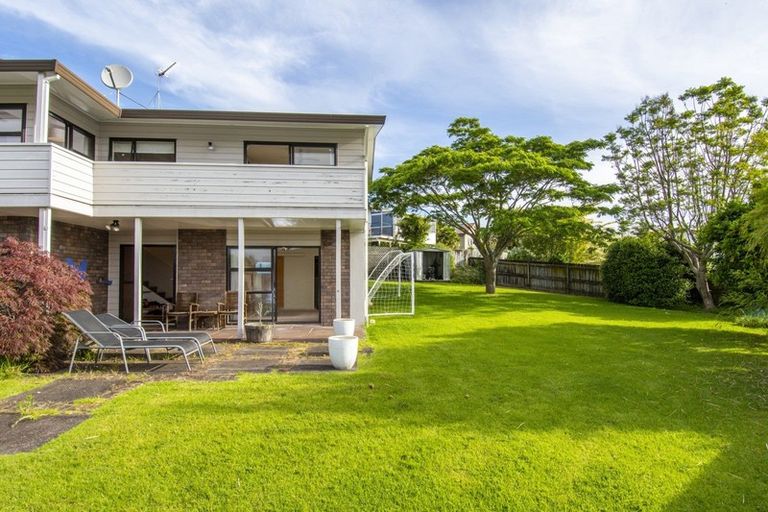 Photo of property in 18 Margaret Drive, Omokoroa, 3114