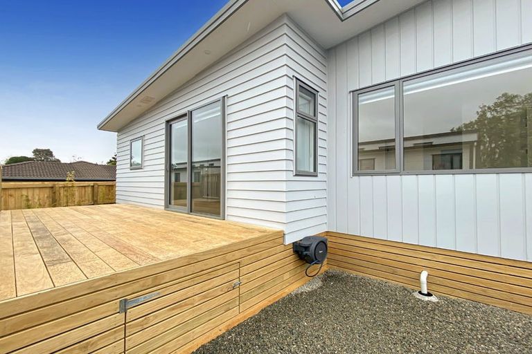 Photo of property in 15b Akehurst Avenue, New Lynn, Auckland, 0600
