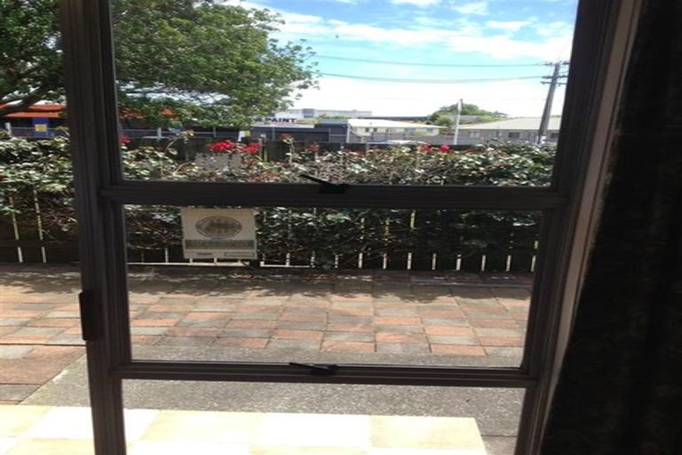 Photo of property in 4/1a Thomas Road, Mangere, Auckland, 2022