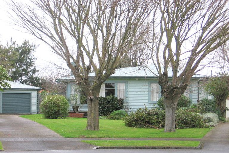 Photo of property in 23 Bond Street, Hokowhitu, Palmerston North, 4410