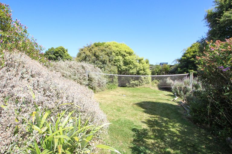 Photo of property in 26 Magdala Street, Kakanui, Oamaru, 9495