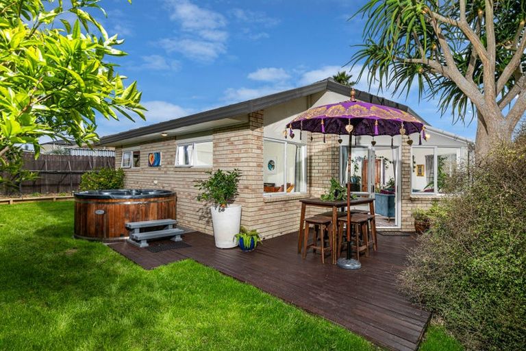 Photo of property in 7a Martin Jugum Lane, Ranui, Auckland, 0612