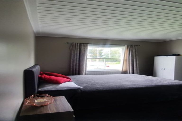 Photo of property in 27 George Street, Eltham, 4322