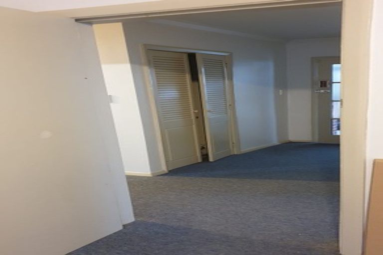 Photo of property in 28 Gibbons Street, Upper Hutt Central, Upper Hutt, 5018