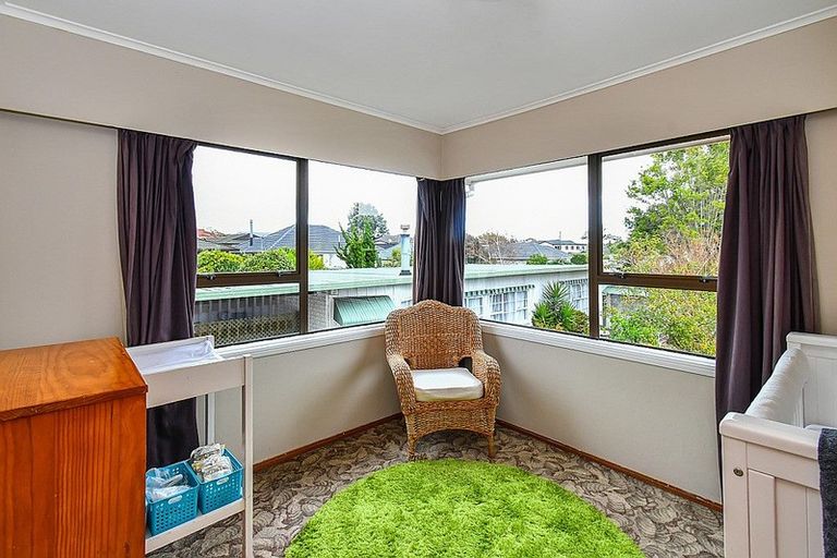 Photo of property in 6 Miles Avenue, Papatoetoe, Auckland, 2025