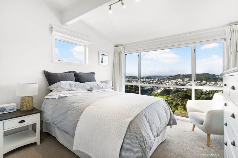 Photo of property in 19 Breton Grove, Kingston, Wellington, 6021