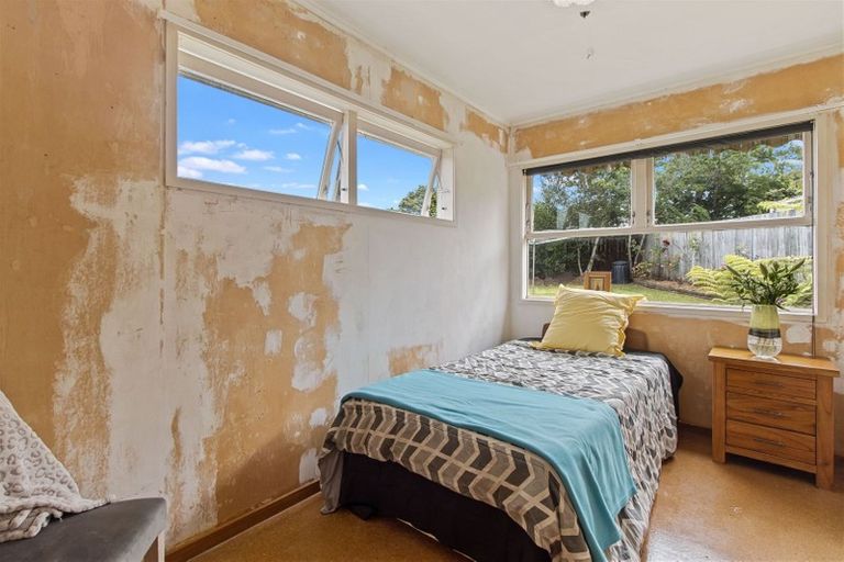 Photo of property in 72 Glendene Avenue, Glendene, Auckland, 0602