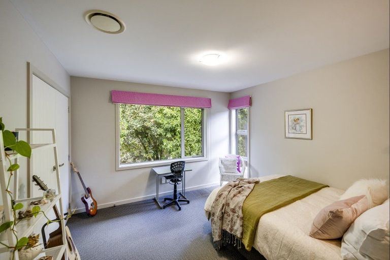 Photo of property in 35 Sandown Lane, Havelock North, 4130