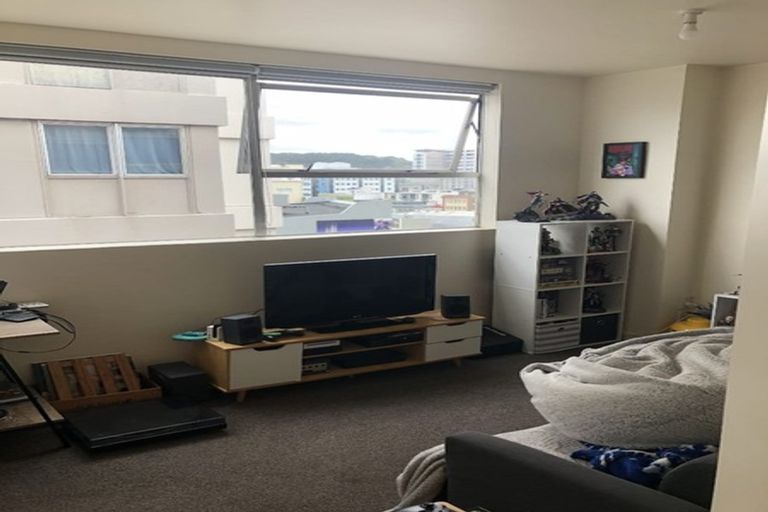 Photo of property in Regency Apartments, 6d/49 Manners Street, Te Aro, Wellington, 6011
