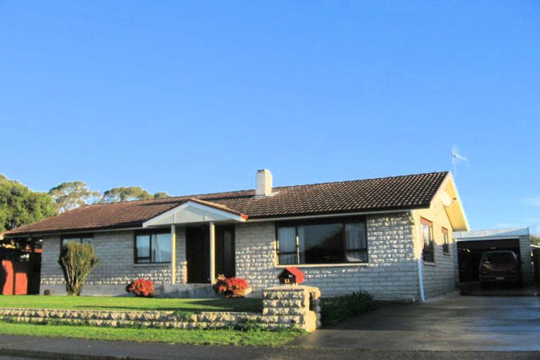 Photo of property in 13 Columbus Crescent, Flaxmere, Hastings, 4120