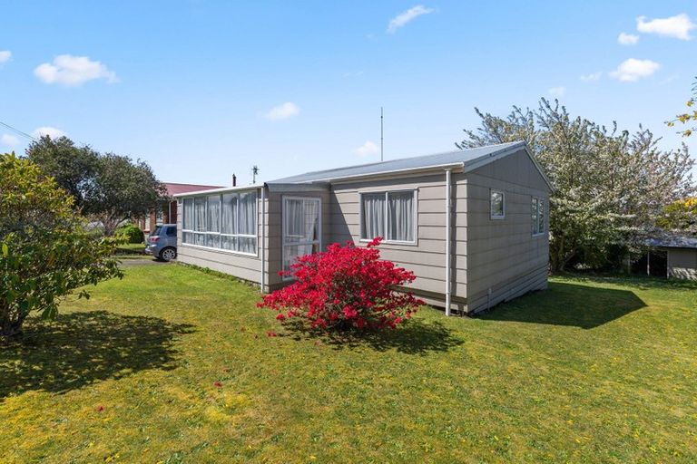 Photo of property in 84 Gordon Road, Western Heights, Rotorua, 3015