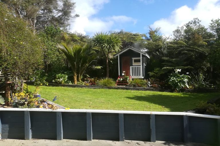 Photo of property in 22 Hammond Avenue, Hatfields Beach, Orewa, 0931