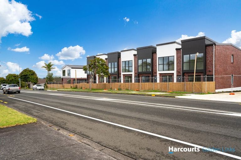 Photo of property in 4/800 Chapel Road, Northpark, Auckland, 2016