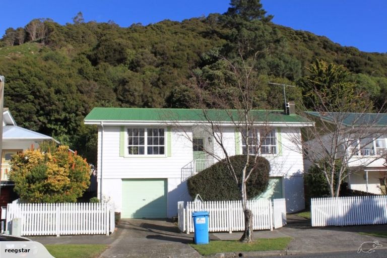 Photo of property in 49 Cleary Street, Waterloo, Lower Hutt, 5011