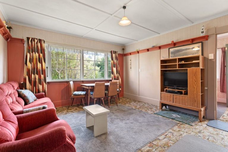 Photo of property in 30 Beach Road, Long Beach, Port Chalmers, 9081