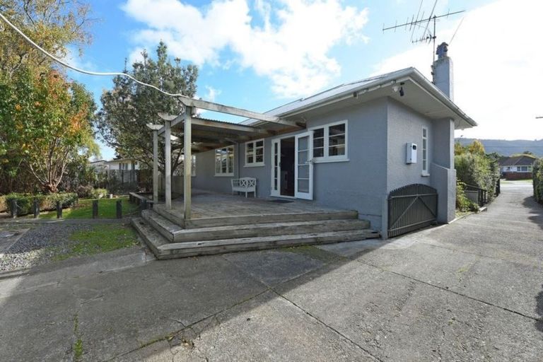 Photo of property in 1078 Fergusson Drive, Clouston Park, Upper Hutt, 5018