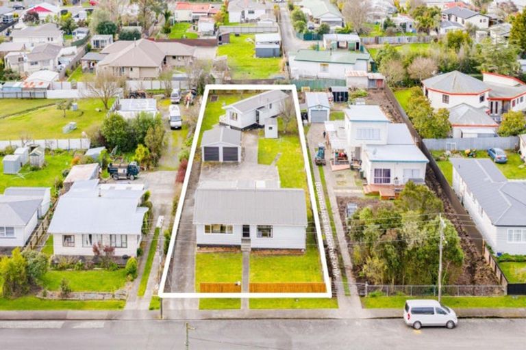 Photo of property in 6 Woburn Street, Waipukurau, 4200