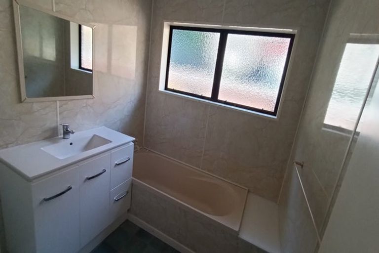 Photo of property in 31 Tyndall Street, Waiwhetu, Lower Hutt, 5010