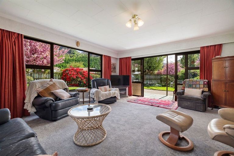 Photo of property in 33 Wiltshire Street, Arrowtown, 9302