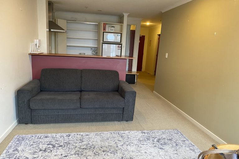 Photo of property in Terrace Heights Apartments, 13e/163 The Terrace, Wellington Central, Wellington, 6011