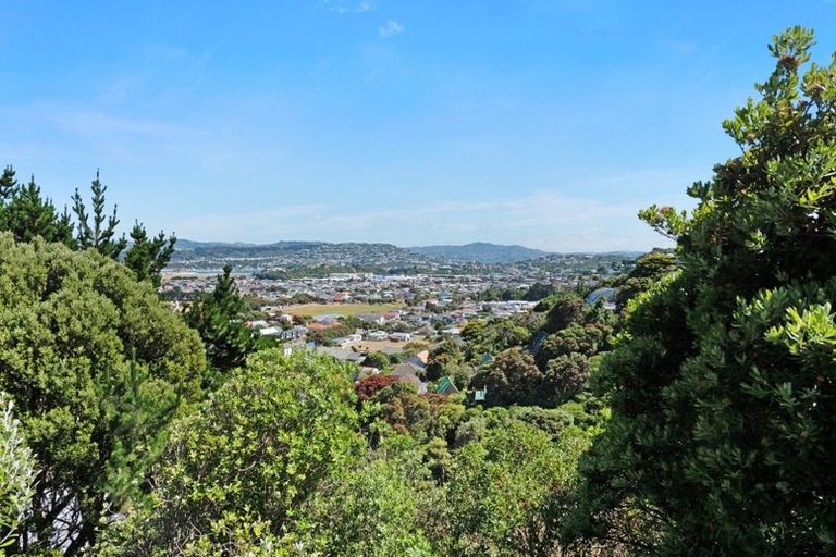 Photo of property in 104 Sidlaw Street, Strathmore Park, Wellington, 6022