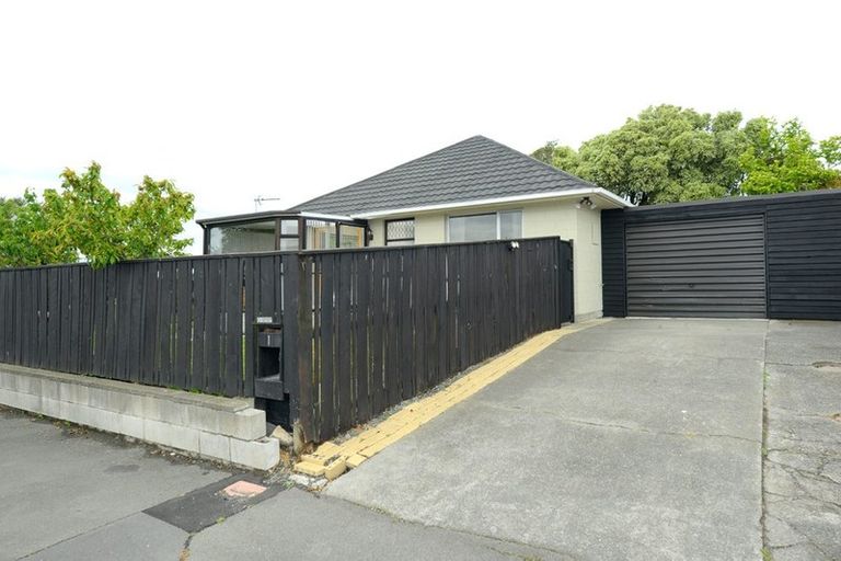 Photo of property in 1 Islay Place, Woolston, Christchurch, 8062
