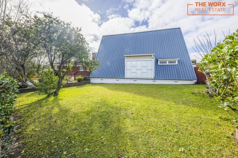 Photo of property in 6 Ashdown Place, Pahurehure, Papakura, 2113