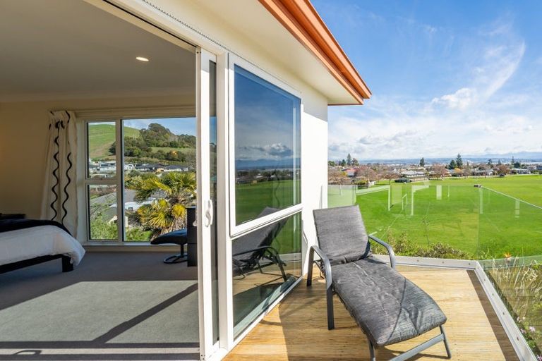 Photo of property in 12 Wiltshire Place, Stoke, Nelson, 7011