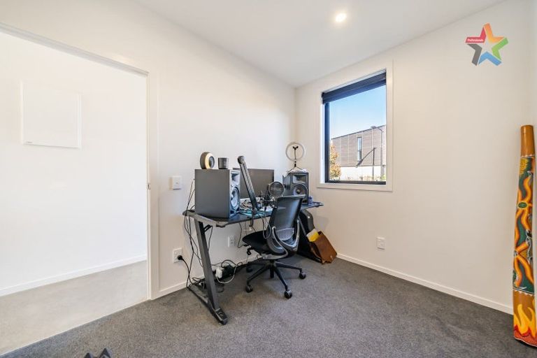 Photo of property in 31 Te Ara O Paetutu, Petone, Lower Hutt, 5012