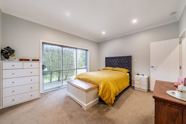 Photo of property in 13a Riverstone Drive, Riverstone Terraces, Upper Hutt, 5018