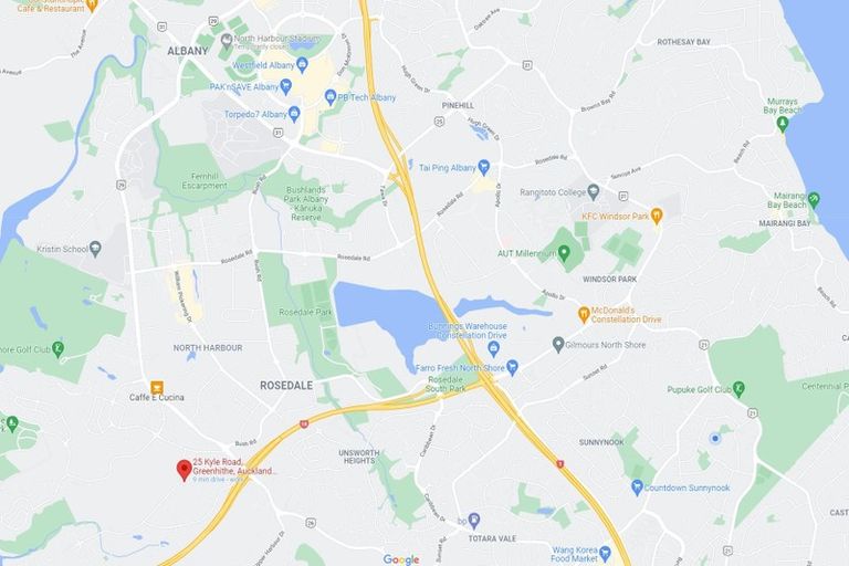 Photo of property in 25a Kyle Road, Greenhithe, Auckland, 0632