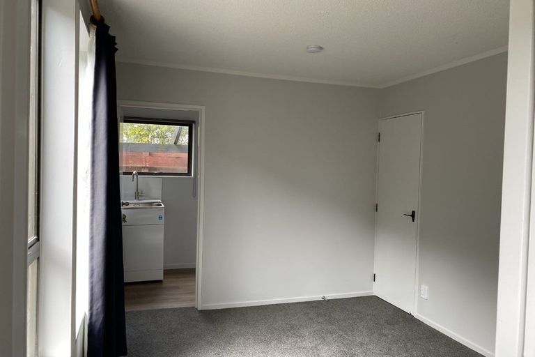 Photo of property in 10 Frances Street, Waikanae Beach, Waikanae, 5036