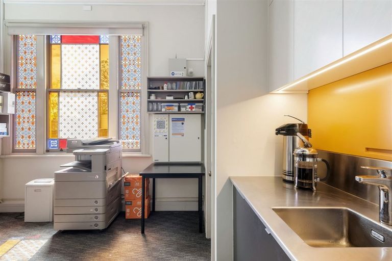 Photo of property in 58 Calliope Road, Stanley Point, Auckland, 0624