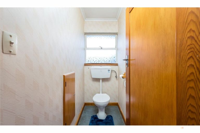 Photo of property in 2 Betten Street, Waimate, 7924