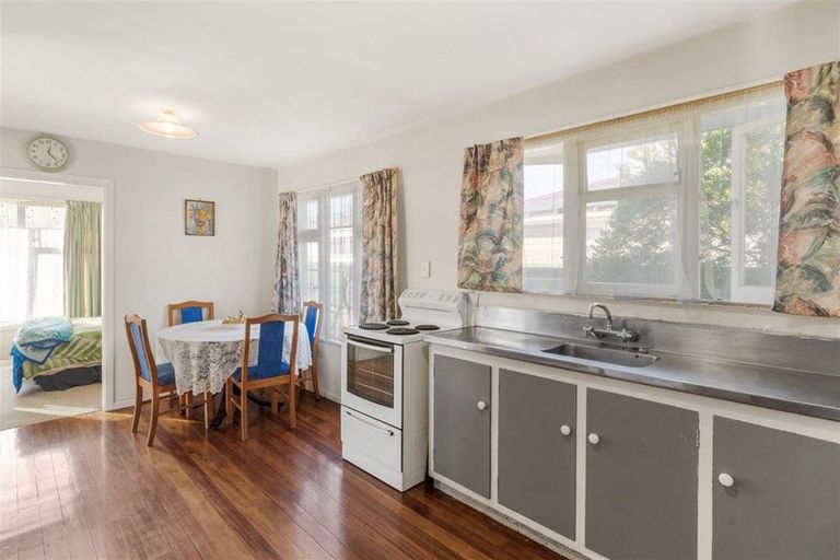 Photo of property in 50 Lyndhurst Crescent, Aranui, Christchurch, 8061