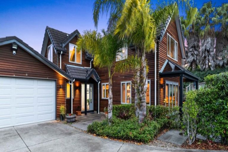 Photo of property in 17 Denehurst Drive, Waimauku, 0812