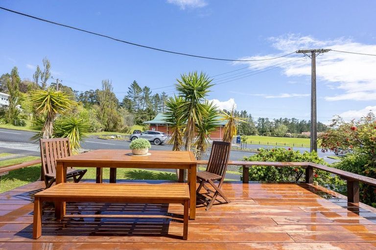 Photo of property in 9 Whakapirau Road, Te Hana, Wellsford, 0974