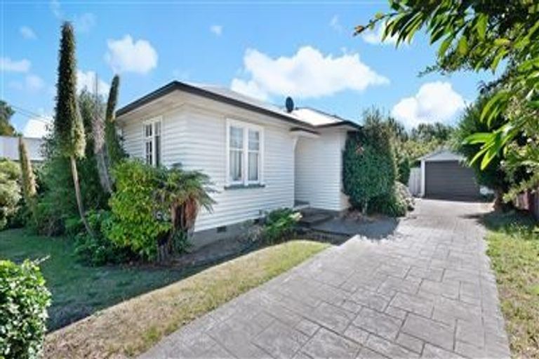 Photo of property in 131 Mays Road, St Albans, Christchurch, 8052