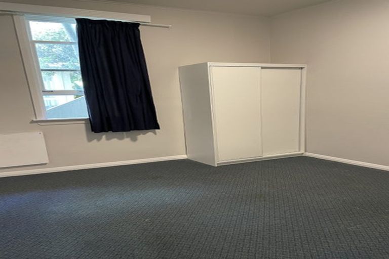Photo of property in 8 Kenwyn Terrace, Newtown, Wellington, 6021