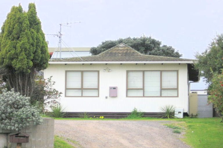 Photo of property in 3 Lee Street, Mount Maunganui, 3116
