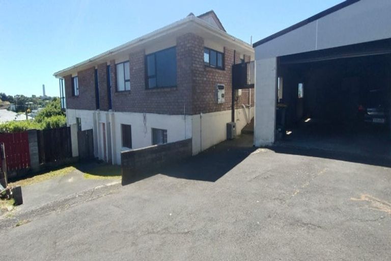 Photo of property in 12b Bronte Place, Whalers Gate, New Plymouth, 4310